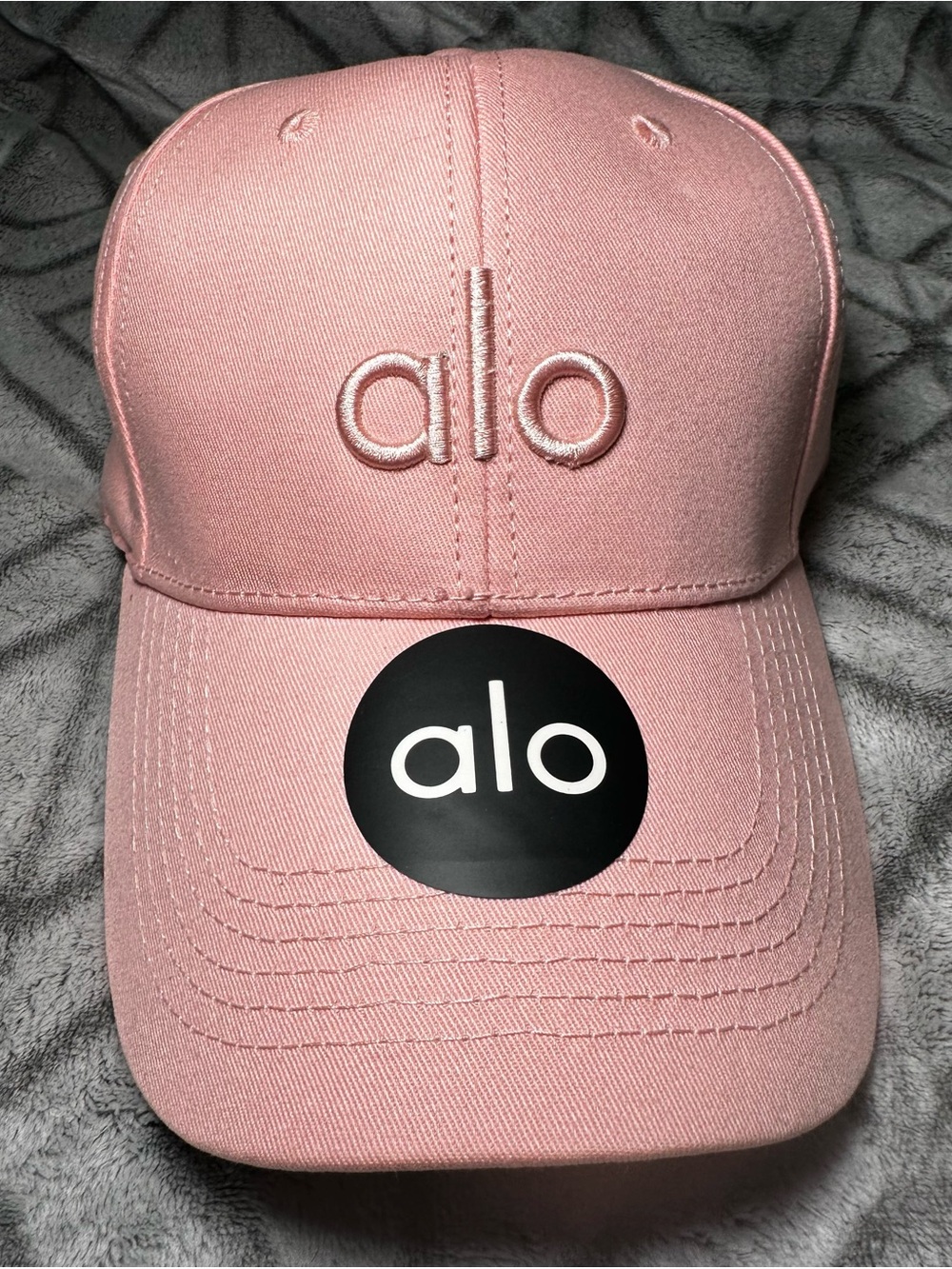 Alo Embroidered Logo Baseball Cap - Dusty Pink